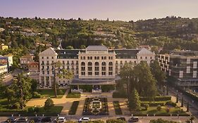 Kempinski 5*